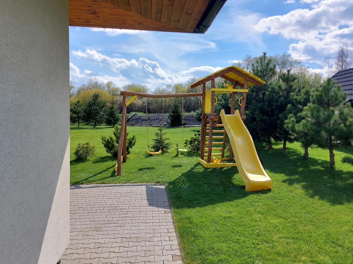 Holiday House Sabala 1 Стара-Лесна Экстерьер фото